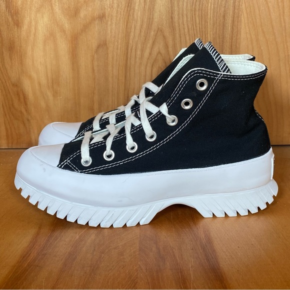 NEW Womens 8 Converse All Star Lugged 2.0 Fashion Sneakers Black White SEF0915 - Picture 3 of 8